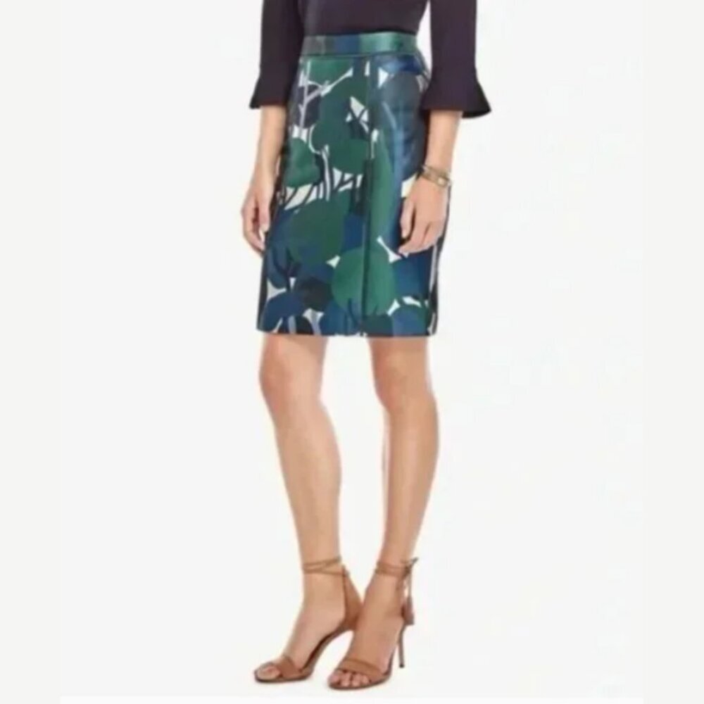 2/30 Ann Taylor Jacquard Pencil Skirt – Green & Blue, Silk-Like Finish,  Size 6/